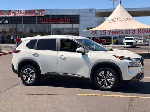 Certified 2023 Nissan Rogue SV FWD image 8