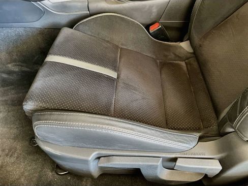 Used 2023 Toyota GR86 Premium w/ ALL Weather Mat Package (TMS) RWD image 19