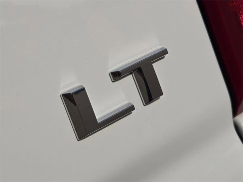 New 2026 Chevrolet Silverado 1500 LT w/ Convenience Package II image 21