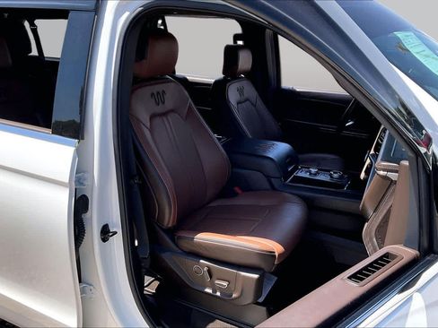 Used 2024 Ford Expedition Max King Ranch AWD/4WD image 9