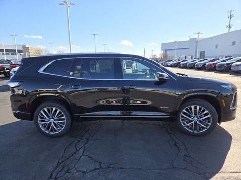 New 2026 Buick Enclave Avenir image 23