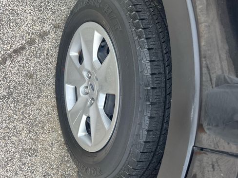 Used 2013 Ford Explorer FWD image 5