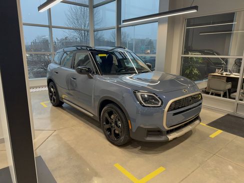 New 2026 MINI Cooper Countryman SE AWD/4WD image 3