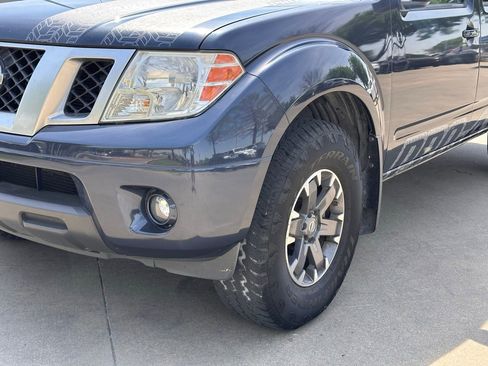 Used 2015 Nissan Frontier PRO-4X w/ Pro-4x Luxury Package image 9