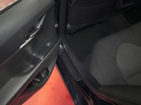 Certified 2018 Toyota Camry LE w/ Convenience Package image 13