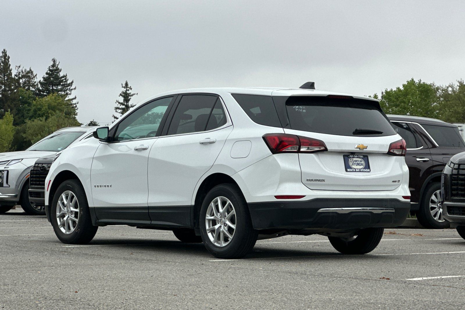 Used 2024 Chevrolet Equinox LT AWD/4WD image 6