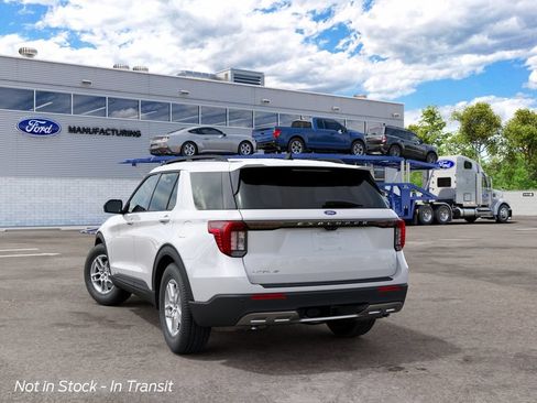 New 2027 Ford Explorer Active w/ Active Comfort Package AWD/4WD image 4