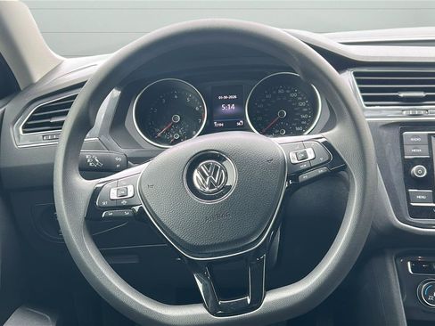 Used 2021 Volkswagen Tiguan S image 10