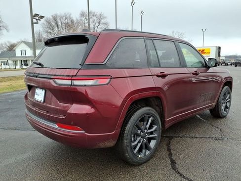 New 2026 Jeep Grand Cherokee Limited AWD/4WD image 7
