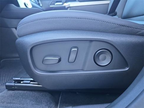 New 2026 GMC Terrain Elevation w/ Elevation Premium Package image 19