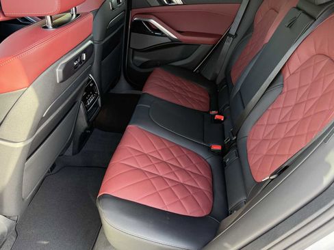 New 2026 BMW X6 xDrive40i image 32