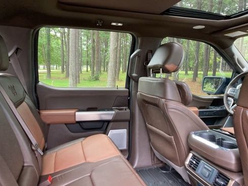 Used 2024 Ford F150 King Ranch w/ FX4 Off-Road Package image 24