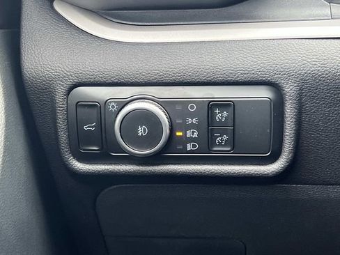 Certified 2023 Ford Explorer XLT w/ Equipment Group 202A image 29