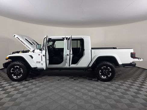New 2026 Jeep Gladiator Rubicon image 17