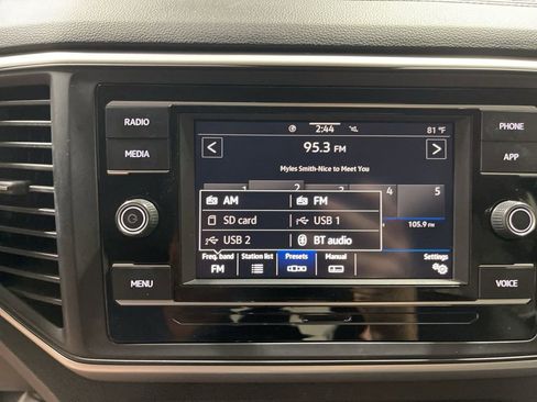 Used 2022 Volkswagen Atlas SE image 33