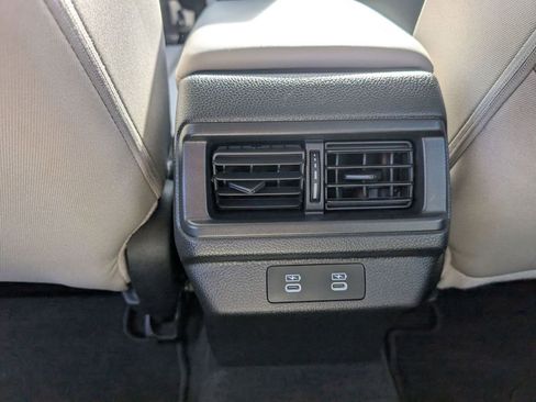 Used 2025 Honda Accord LX image 39