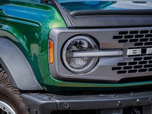 Certified 2023 Ford Bronco Badlands AWD/4WD image 3
