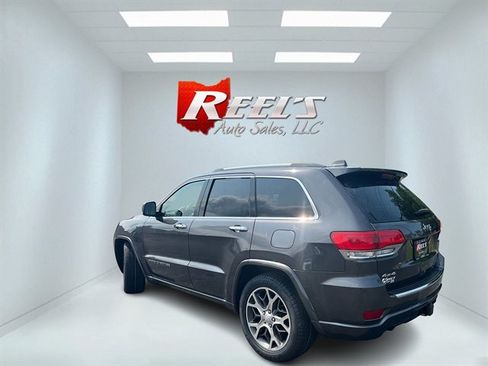 Used 2020 Jeep Grand Cherokee Overland AWD/4WD image 11