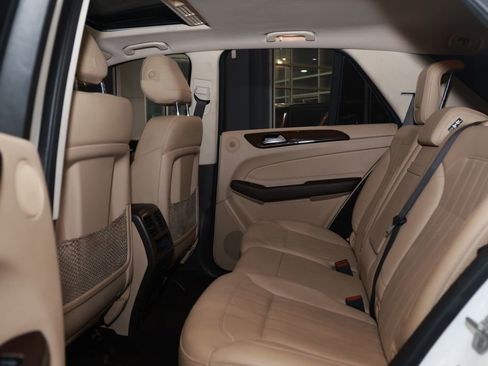 Used 2018 Mercedes-Benz GLE 350 w/ Premium 1 Package image 11