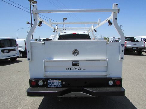 Used 2022 Ford F350 XL w/ Power Equipment Group image 10