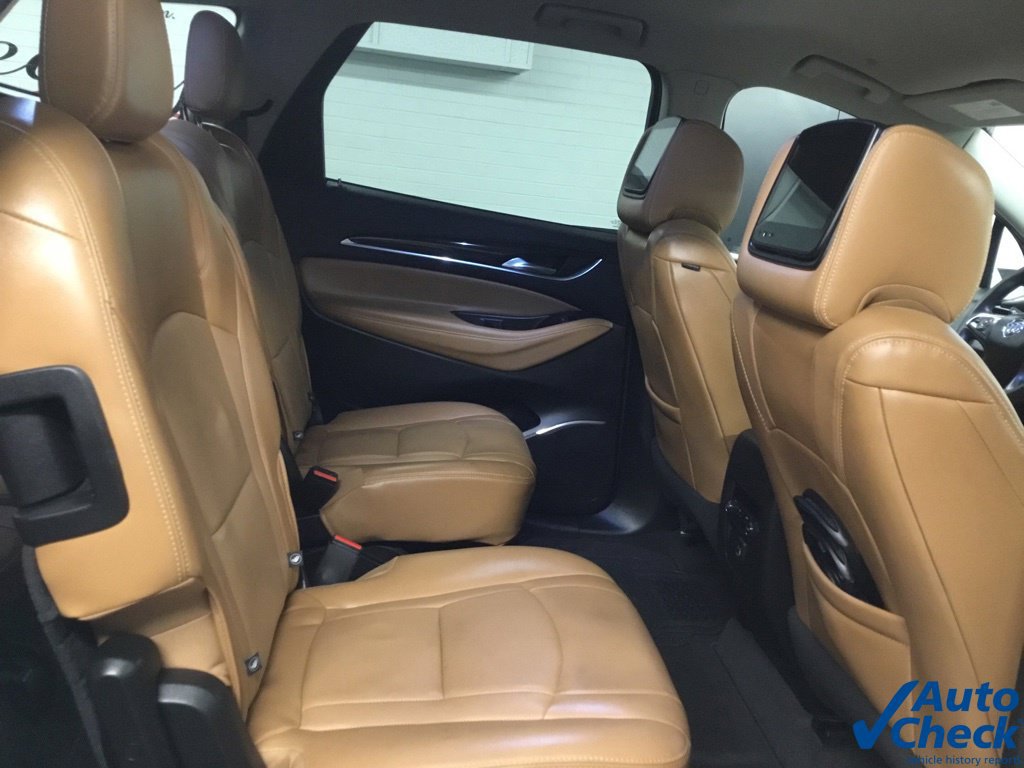 Used 2018 Buick Enclave Essence AWD/4WD image 34