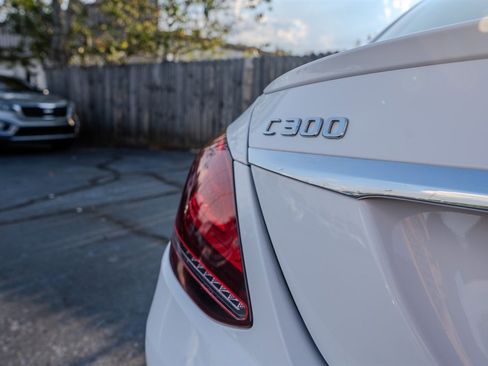 Used 2019 Mercedes-Benz C 300 Sedan image 10