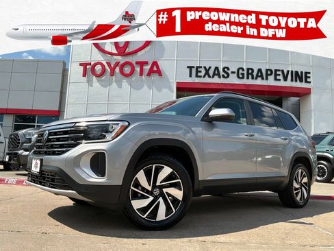 Used 2026 Volkswagen Atlas SE FWD image 1