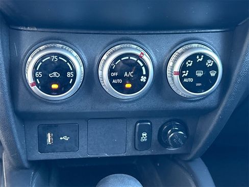 Used 2023 Mitsubishi Outlander Sport ES image 15