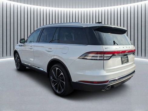 New 2026 Lincoln Aviator Reserve image 4