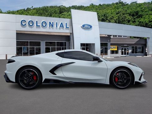 Used 2025 Chevrolet Corvette Stingray Premium Cpe w/ Z51 Performance Package image 7
