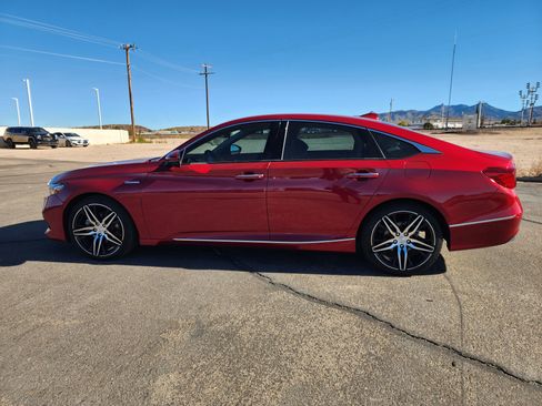 Used 2022 Honda Accord Touring image 7