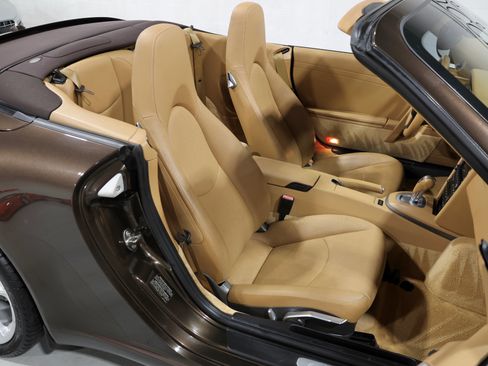 Used 2011 Porsche 911 Cabriolet image 50