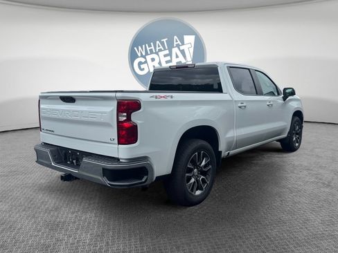 Used 2023 Chevrolet Silverado 1500 LT AWD/4WD image 3