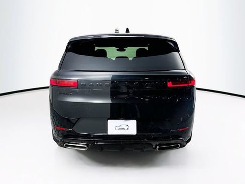 New 2026 Land Rover Range Rover Sport Dynamic SE AWD/4WD image 6