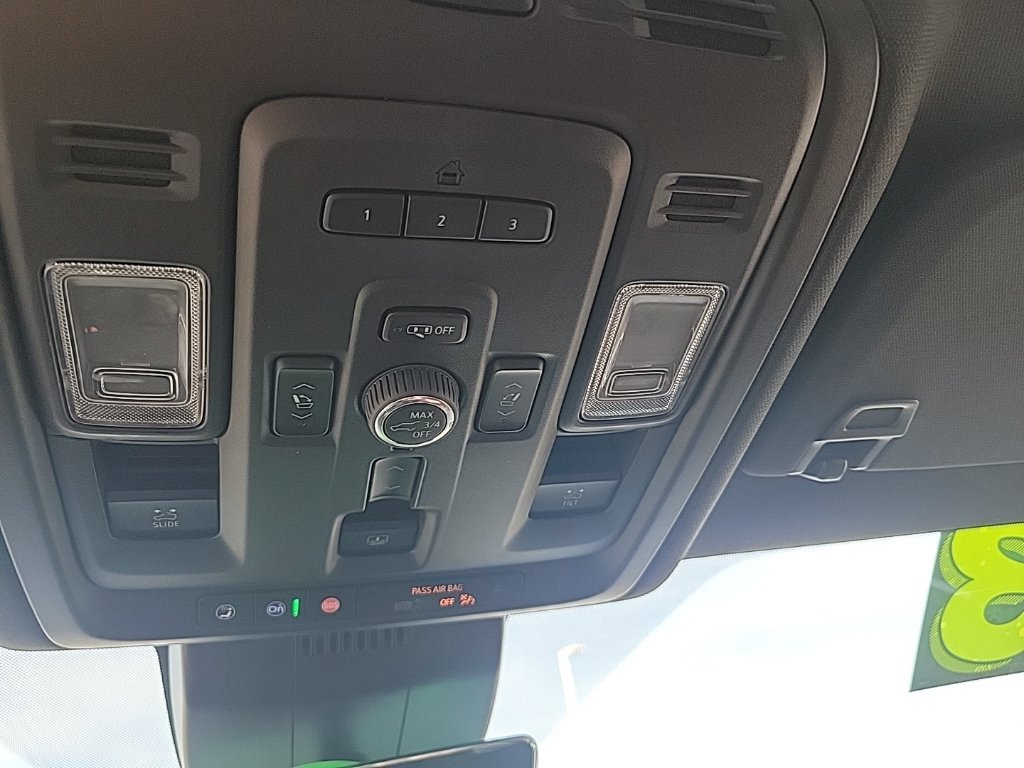 Used 2023 GMC Yukon XL Denali Ultimate AWD/4WD image 20