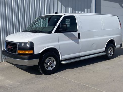 Used 2024 GMC Savana 2500 w/ Driver Convenience Package RWD image 1