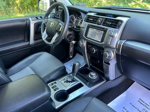 Used 2019 Toyota 4Runner SR5 Premium AWD/4WD image 27