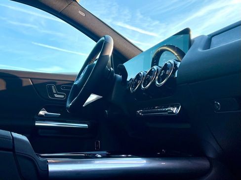 Certified 2026 Mercedes-Benz GLA 250 4MATIC image 18