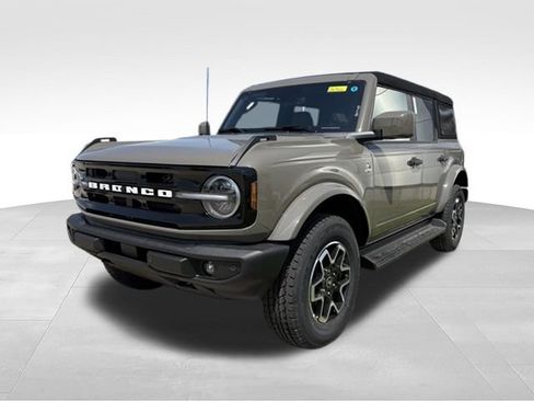 New 2026 Ford Bronco Outer Banks AWD/4WD image 9