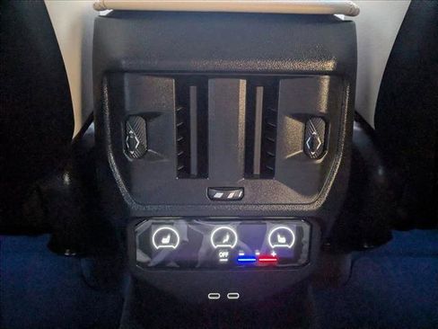 Used 2025 BMW X3 xDrive30i w/ Premium Package image 20