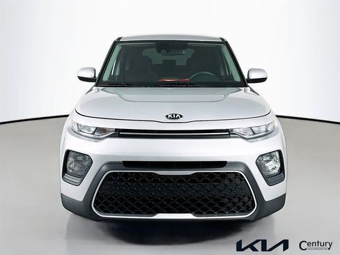 Used 2021 Kia Soul S FWD image 2