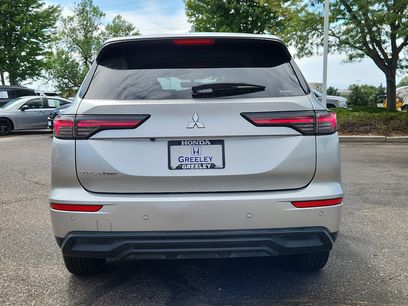 Used 2025 Mitsubishi Outlander ES