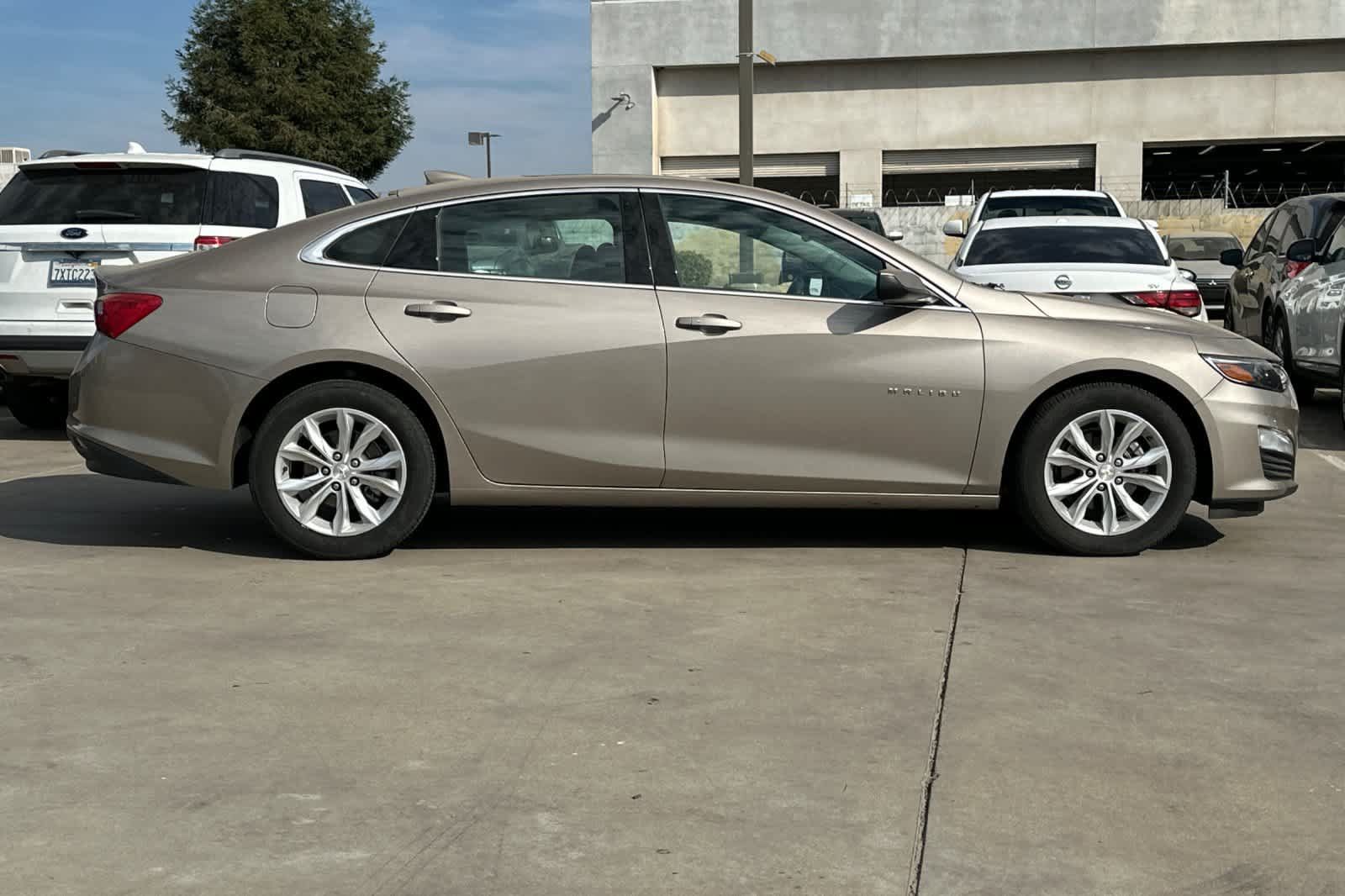 Used 2024 Chevrolet Malibu LT FWD image 9