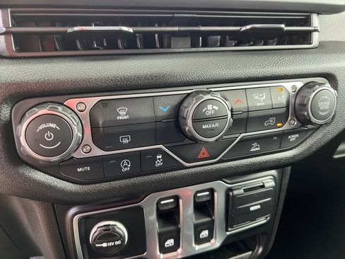 New 2026 Jeep Wrangler Sport AWD/4WD image 19