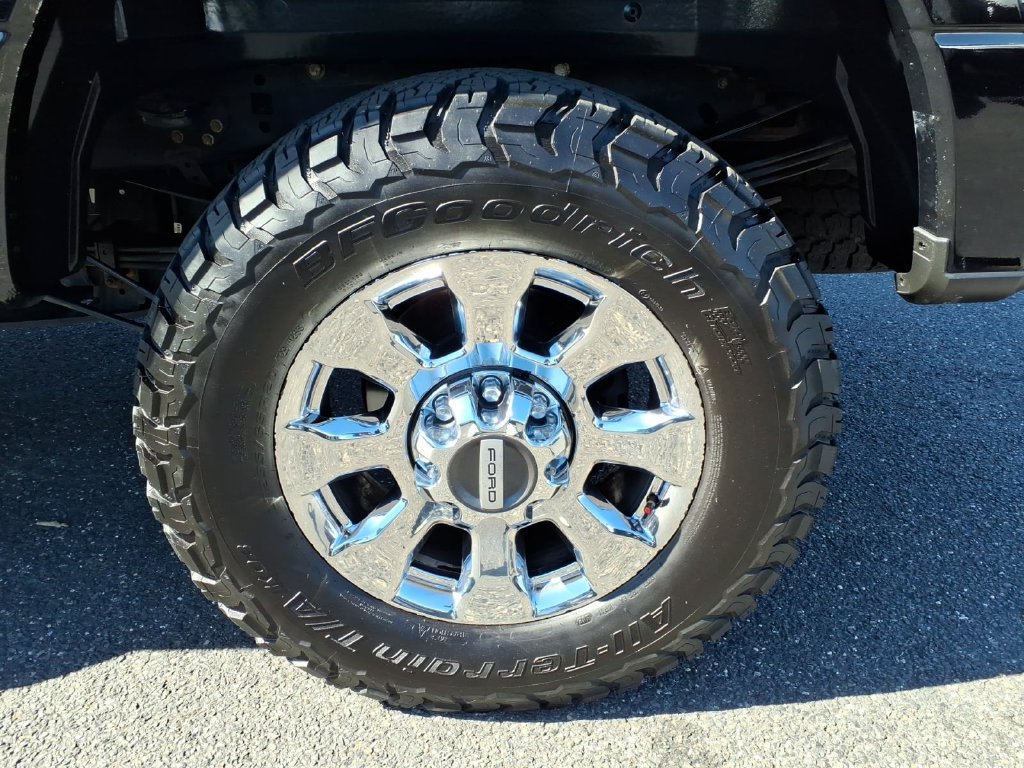 Used 2019 Ford F350 Lariat w/ Lariat Ultimate Package AWD/4WD image 17