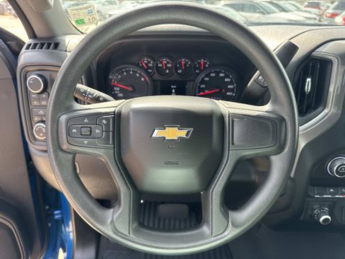 Used 2023 Chevrolet Silverado 1500 Custom AWD/4WD image 21