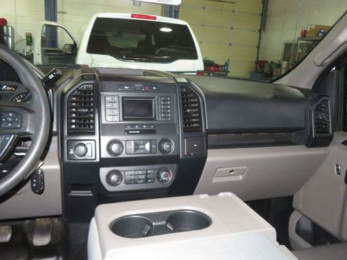 Used 2019 Ford F150 XL w/ Equipment Group 101A Mid image 38