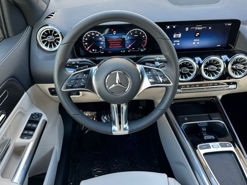 New 2026 Mercedes-Benz GLA 250 image 13