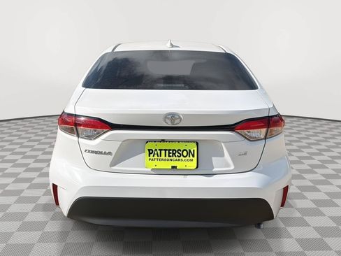 Used 2023 Toyota Corolla LE FWD image 3