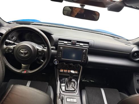 Used 2023 Toyota GR86 Premium RWD image 45